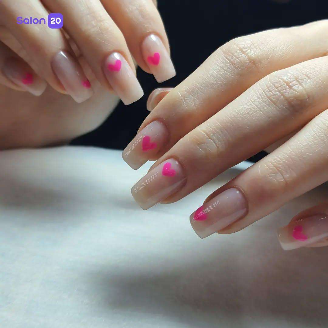 نمونه کار یاسمین (متخصص کاشت ناخن) 1