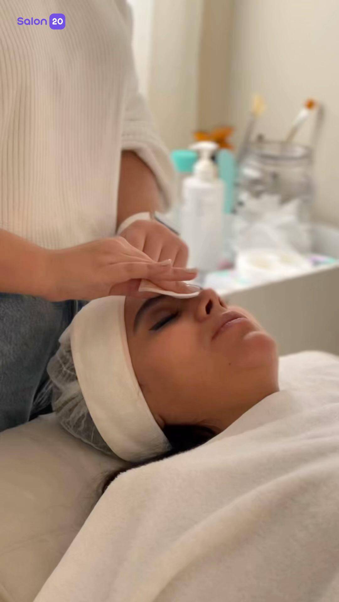 برترین پاکسازی پوست (facial) اختیاریه