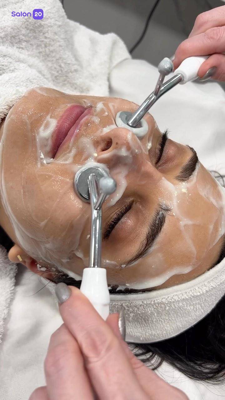 برترین پاکسازی پوست (facial) زرگنده