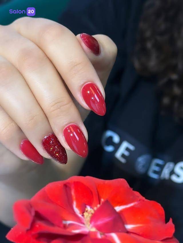 برترین طراحی ناخن نزدیک به بلوار درختی