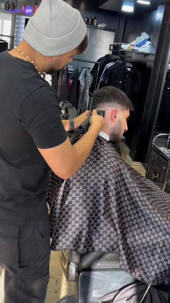 نمونه کار عرشیا متخصص پیرایش مردانه 2