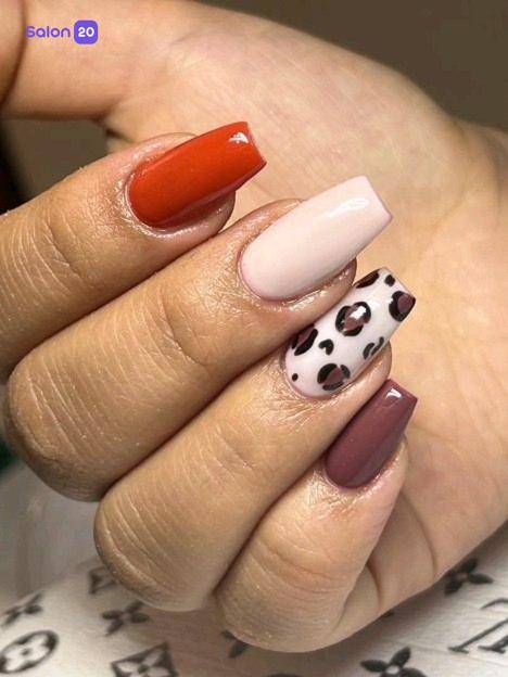 برترین فرنچ ناخن زرکش