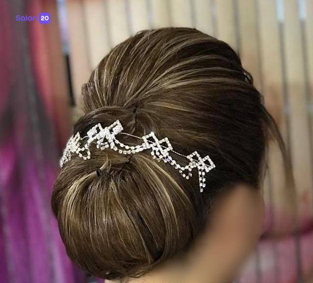 نمونه کار سالن زیبایی هلیا 4
