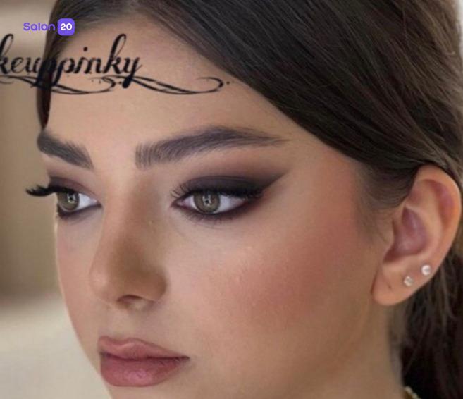 تصویر 6 نمونه کار زهرا فرهادی (متخصص میکاپ و شینیون) در همدان، سنگ شیر