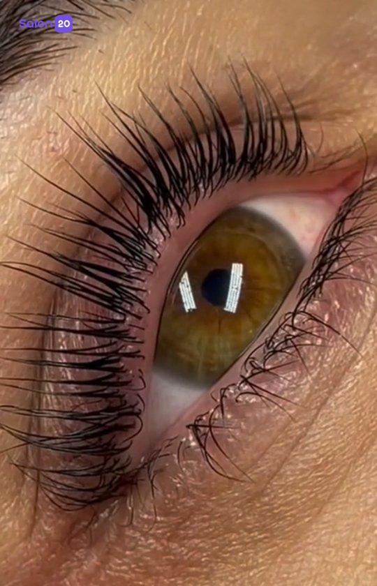 تصویر 3 نمونه کار الیکا احمدی (متخصص مژه) در تهران، سعادت آباد